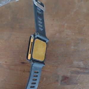 Ipod Nano Apple Gold and Black Wearable Watch With Epic Case